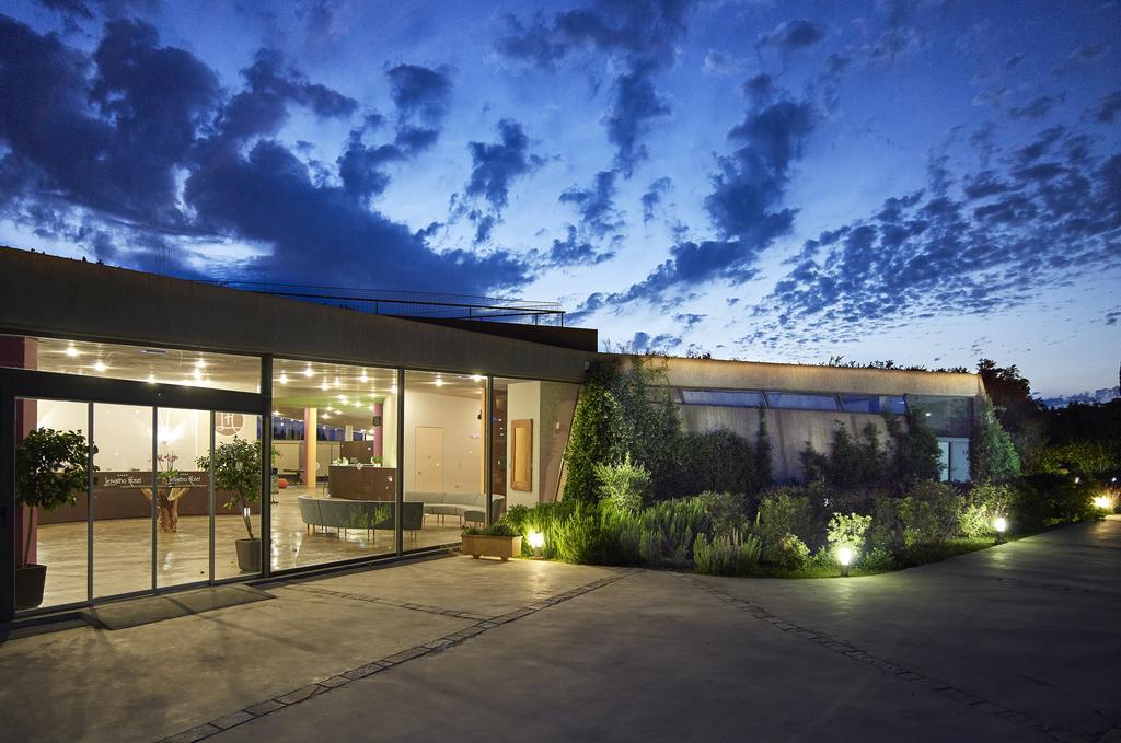 Leivatho Hotel سفوروناتا المظهر الخارجي الصورة