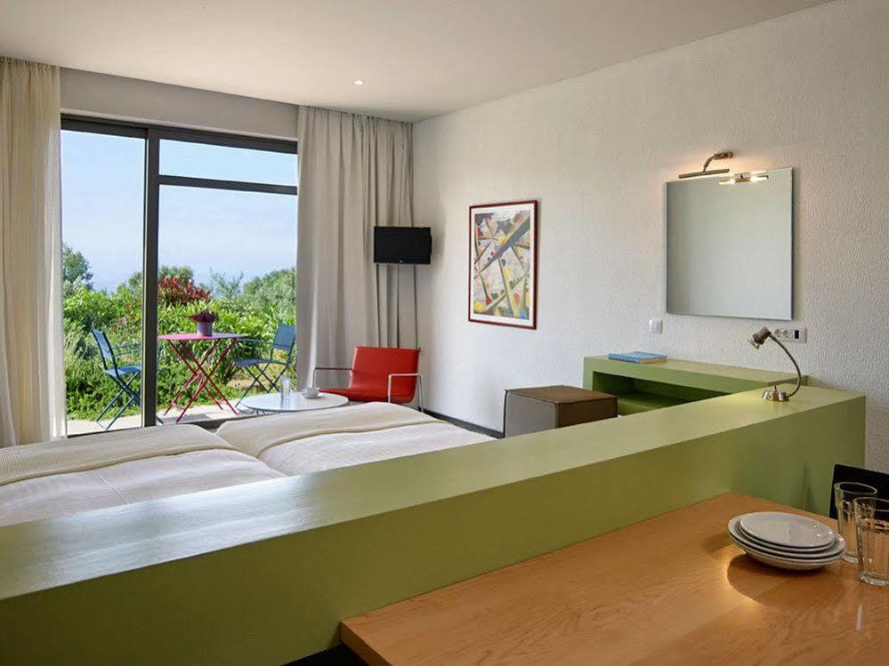 Leivatho Hotel سفوروناتا المظهر الخارجي الصورة